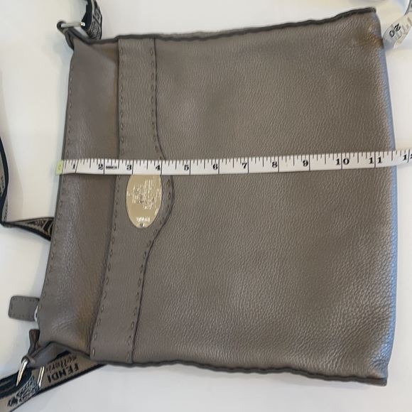 Fendi Messenger Handbag - Picture 13 of 14
